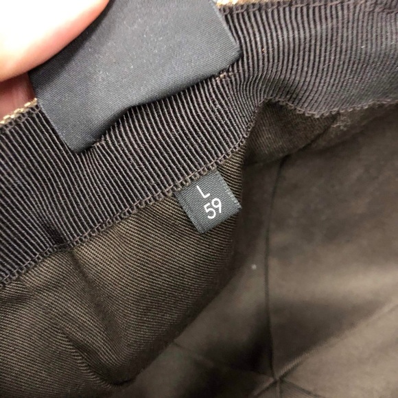 Authentic Gucci hat in excellent condition. - Picture 6 of 6